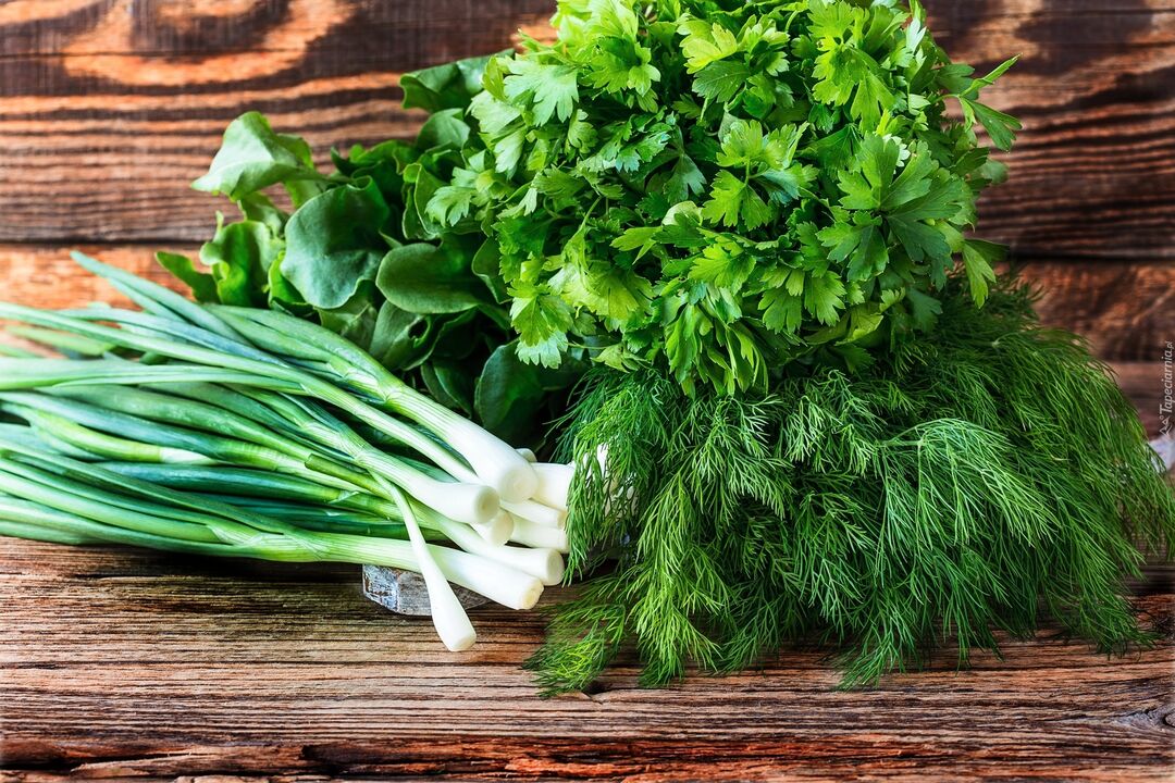 Os verdes na dieta dun home melloran perfectamente a saúde e aumentan a potencia